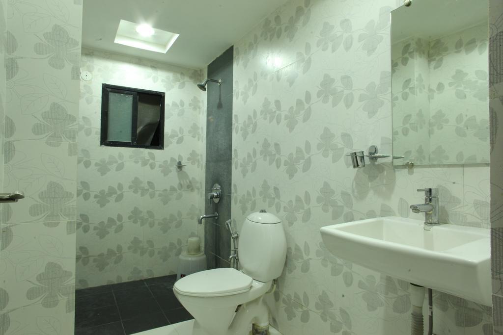 Hotel Kanchan Tilak Indore Zimmer foto